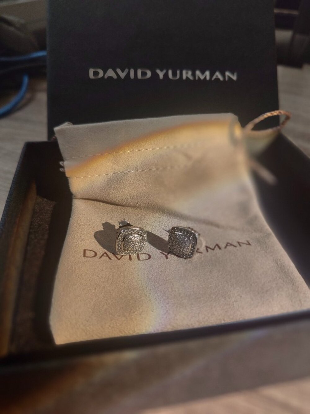 David Yurman Classic Silver Cable Edge Square Pave Stud Earrings - Picture 1 of 8
